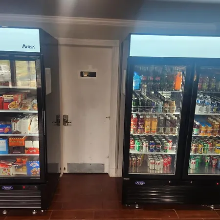 Economy Suites - Tulsa Airport