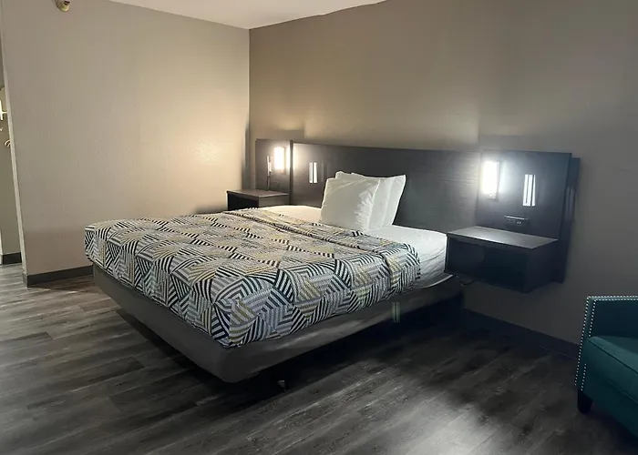 Economy - Airport 4* Tulsa