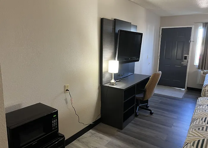 Hotel Economy - Airport