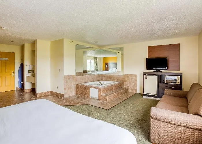 Hotel Economy - Airport Tulsa